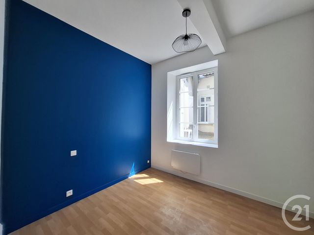 Appartement F3 &agrave; louer - 3 pi&egrave;ces - 61,97 m2 - Castres - 81 - MIDI-PYRENEES