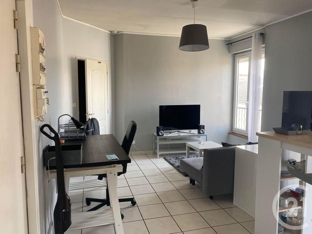 Appartement F2 à louer - 2 pièces - 38,20 m2 - Castres - 81 - MIDI-PYRENEES