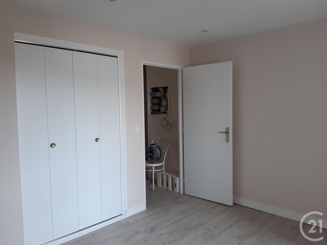 Appartement F2 &agrave; louer - 2 pi&egrave;ces - 44 m2 - Brassac - 81 - MIDI-PYRENEES