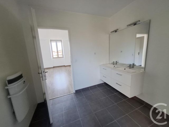 Appartement F3 &agrave; louer - 3 pi&egrave;ces - 62,43 m2 - Castres - 81 - MIDI-PYRENEES