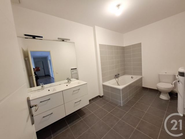 Appartement F4 &agrave; louer - 4 pi&egrave;ces - 108 m2 - Castres - 81 - MIDI-PYRENEES