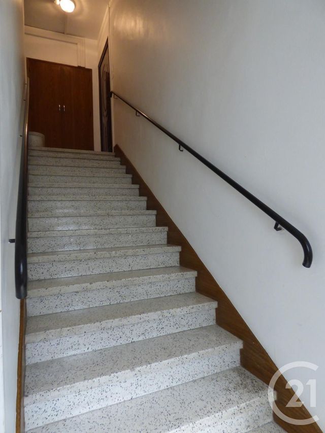 Appartement F3 &agrave; louer - 3 pi&egrave;ces - 56 m2 - Castres - 81 - MIDI-PYRENEES