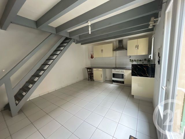 Appartement T2 &agrave; louer - 2 pi&egrave;ces - 32,57 m2 - Castres - 81 - MIDI-PYRENEES