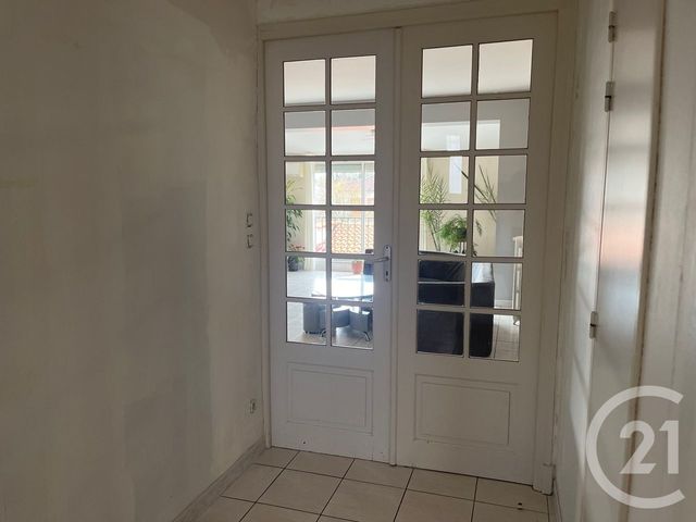Appartement T4 &agrave; louer - 4 pi&egrave;ces - 92,79 m2 - Castres - 81 - MIDI-PYRENEES