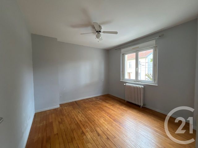 Appartement T4 &agrave; louer - 4 pi&egrave;ces - 92,79 m2 - Castres - 81 - MIDI-PYRENEES