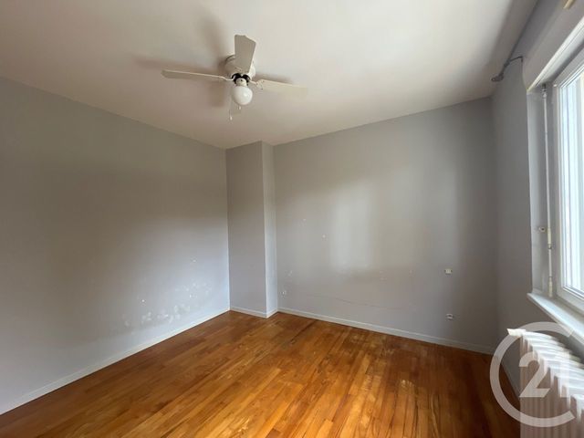 Appartement T4 &agrave; louer - 4 pi&egrave;ces - 92,79 m2 - Castres - 81 - MIDI-PYRENEES