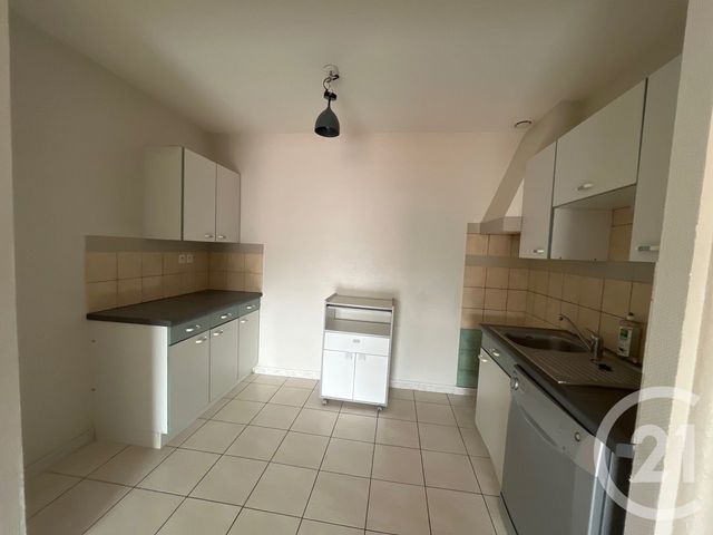 Appartement T4 &agrave; louer - 4 pi&egrave;ces - 92,79 m2 - Castres - 81 - MIDI-PYRENEES
