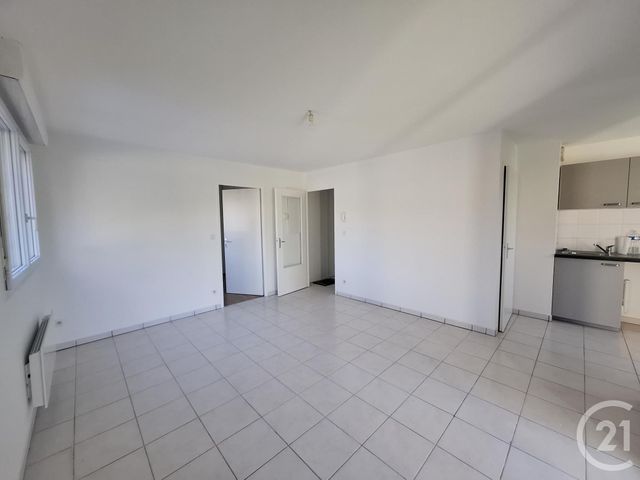 Appartement F2 &agrave; louer - 2 pi&egrave;ces - 40,59 m2 - Castres - 81 - MIDI-PYRENEES