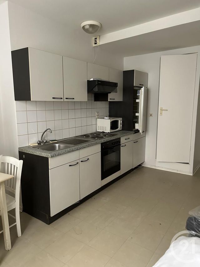 Appartement F1 &agrave; louer - 1 pi&egrave;ce - 20 m2 - Castres - 81 - MIDI-PYRENEES