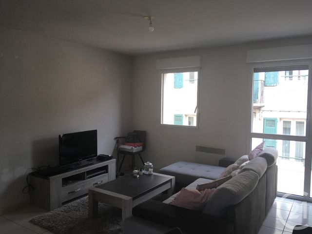 Appartement F2 &agrave; louer - 2 pi&egrave;ces - 49,87 m2 - Castres - 81 - MIDI-PYRENEES