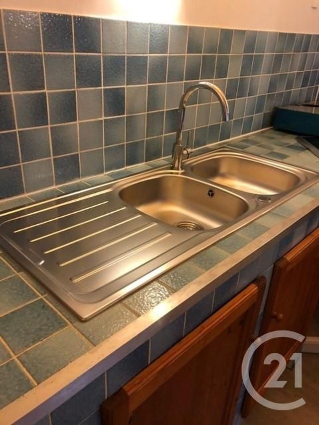 Appartement F2 &agrave; louer - 2 pi&egrave;ces - 37 m2 - Castres - 81 - MIDI-PYRENEES