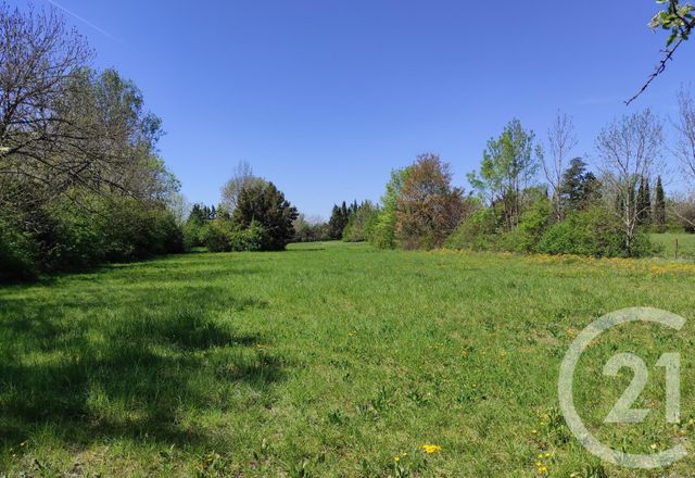 terrain - CASTRES - 81