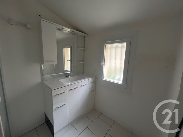 Appartement T2 &agrave; louer - 2 pi&egrave;ces - 32,57 m2 - Castres - 81 - MIDI-PYRENEES