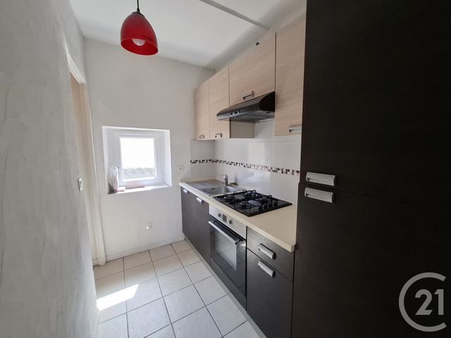 Appartement &agrave; louer - 2 pi&egrave;ces - 57 m2 - Guitalens L Albarede - 81 - MIDI-PYRENEES