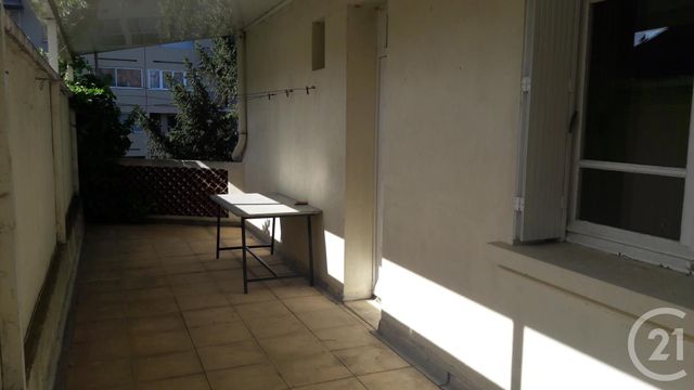 Appartement F2 &agrave; louer - 2 pi&egrave;ces - 60 m2 - Castres - 81 - MIDI-PYRENEES