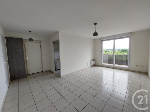 Appartement F2 &agrave; louer - 2 pi&egrave;ces - 46 m2 - Castres - 81 - MIDI-PYRENEES
