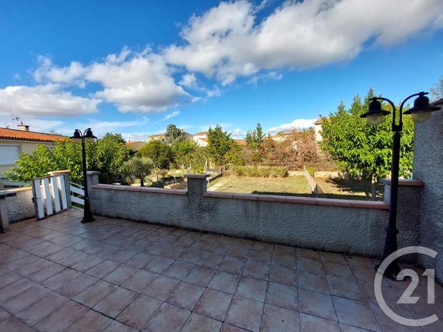 Appartement F4 &agrave; louer - 4 pi&egrave;ces - 99 m2 - Castres - 81 - MIDI-PYRENEES