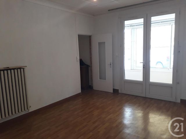 Appartement F3 &agrave; louer - 3 pi&egrave;ces - 55,67 m2 - Castres - 81 - MIDI-PYRENEES