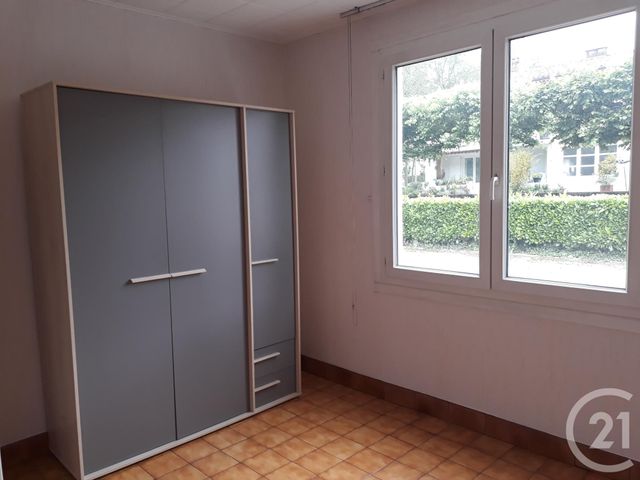 Appartement F3 &agrave; louer - 3 pi&egrave;ces - 55,67 m2 - Castres - 81 - MIDI-PYRENEES
