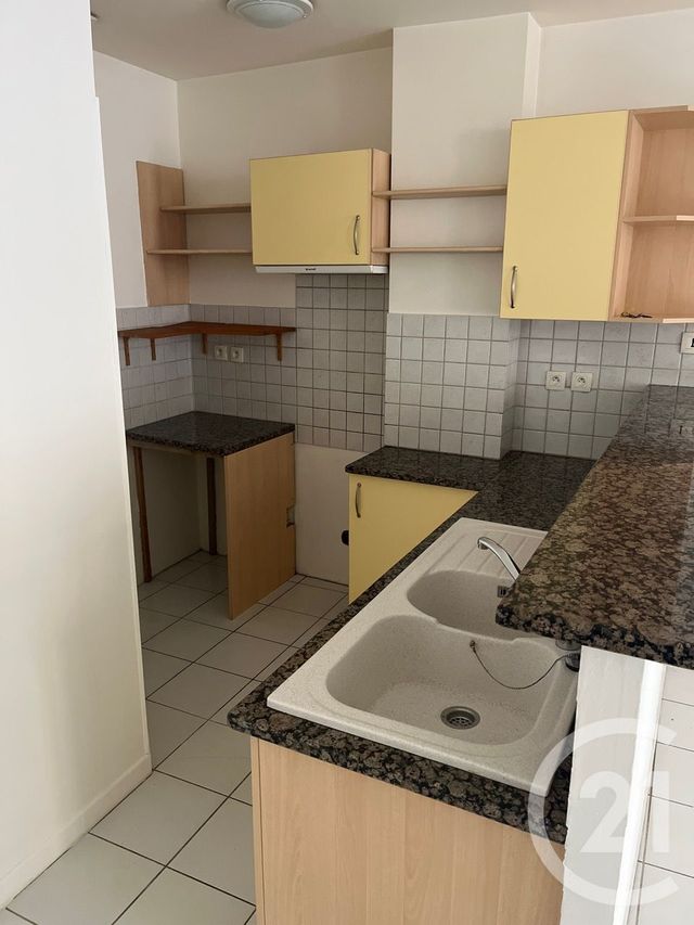Appartement T2 &agrave; louer - 2 pi&egrave;ces - 50,26 m2 - Castres - 81 - MIDI-PYRENEES