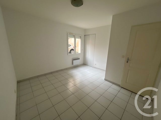 Appartement T2 &agrave; louer - 2 pi&egrave;ces - 50,26 m2 - Castres - 81 - MIDI-PYRENEES