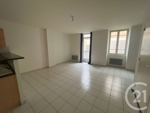 Appartement T2 &agrave; louer - 2 pi&egrave;ces - 50,26 m2 - Castres - 81 - MIDI-PYRENEES