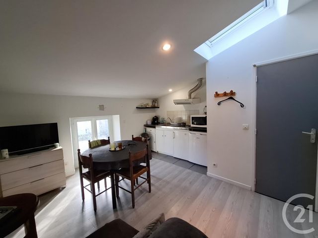 Appartement Studio &agrave; louer - 1 pi&egrave;ce - 24 m2 - Castres - 81 - MIDI-PYRENEES