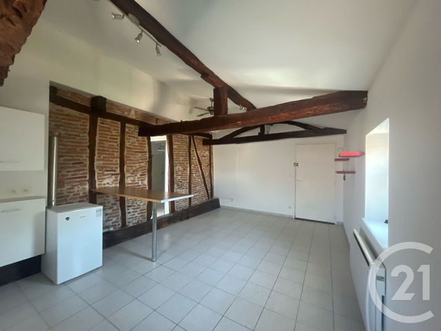 Appartement T2 &agrave; louer - 2 pi&egrave;ces - 39,83 m2 - Castres - 81 - MIDI-PYRENEES