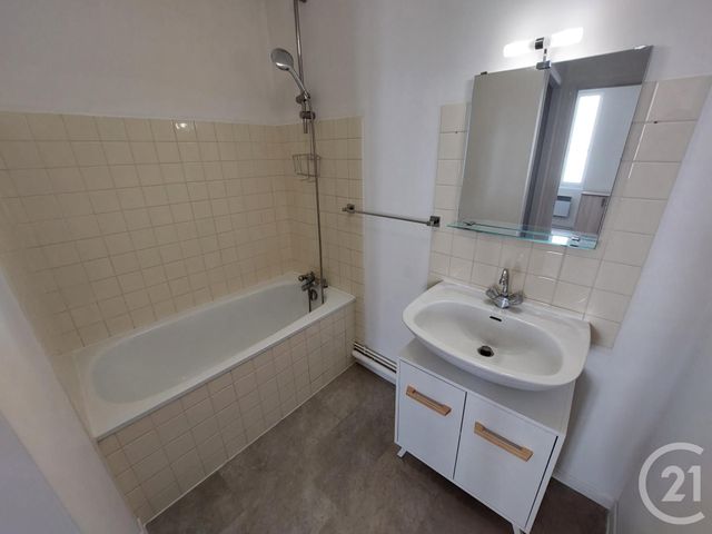 Appartement F1 &agrave; louer - 1 pi&egrave;ce - 24,60 m2 - Castres - 81 - MIDI-PYRENEES