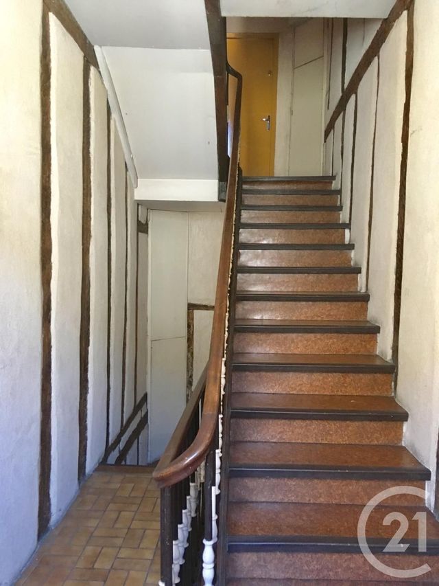 Appartement F1 &agrave; louer - 1 pi&egrave;ce - 24,60 m2 - Castres - 81 - MIDI-PYRENEES