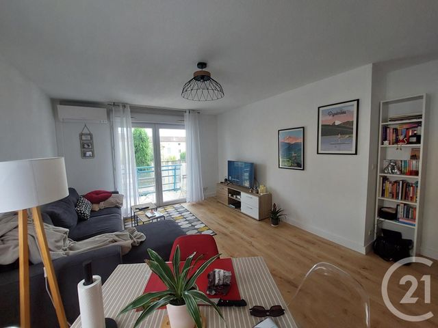 Appartement F3 &agrave; louer - 3 pi&egrave;ces - 63 m2 - Castres - 81 - MIDI-PYRENEES