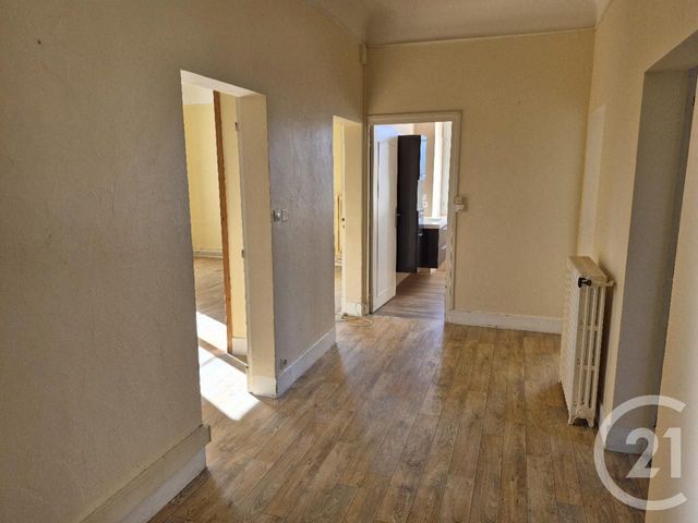 Appartement F3 &agrave; louer - 3 pi&egrave;ces - 70 m2 - Castres - 81 - MIDI-PYRENEES
