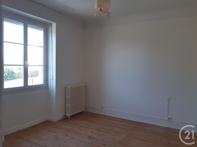 Appartement F3 &agrave; louer - 3 pi&egrave;ces - 70 m2 - Castres - 81 - MIDI-PYRENEES