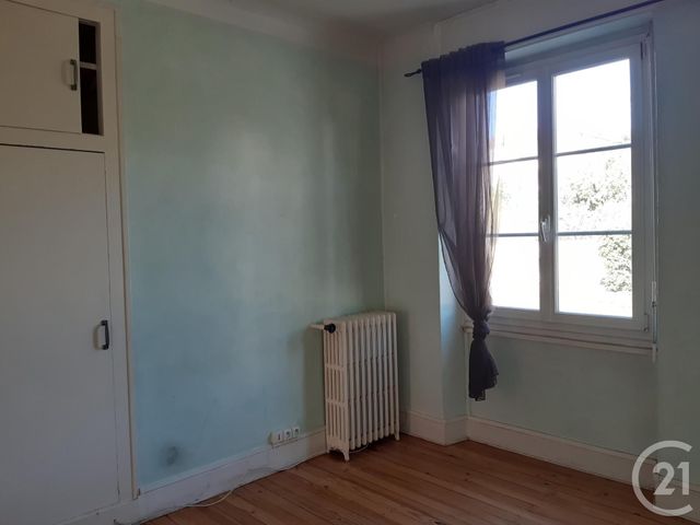 Appartement F3 &agrave; louer - 3 pi&egrave;ces - 70 m2 - Castres - 81 - MIDI-PYRENEES