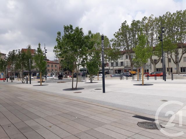 Appartement F2 &agrave; louer - 2 pi&egrave;ces - 40 m2 - Castres - 81 - MIDI-PYRENEES