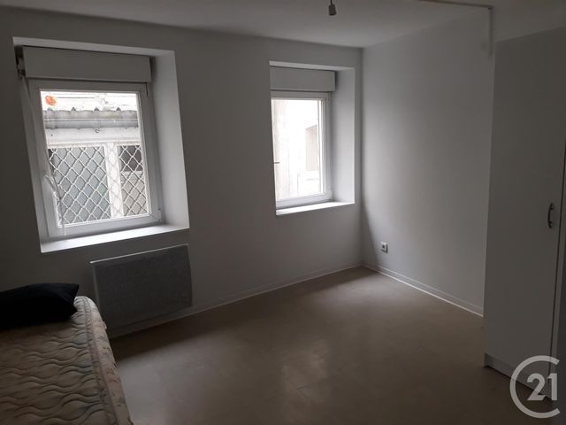 Appartement F2 &agrave; louer - 2 pi&egrave;ces - 40 m2 - Castres - 81 - MIDI-PYRENEES