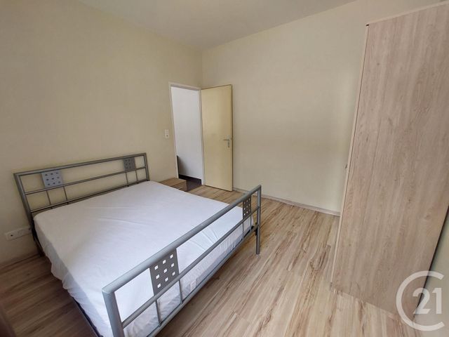 Appartement F2 &agrave; louer - 2 pi&egrave;ces - 40 m2 - Mazamet - 81 - MIDI-PYRENEES