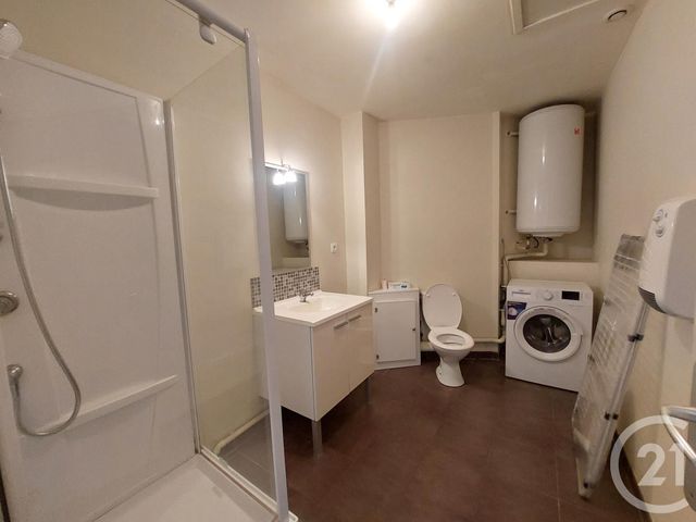 Appartement F2 &agrave; louer - 2 pi&egrave;ces - 40 m2 - Mazamet - 81 - MIDI-PYRENEES
