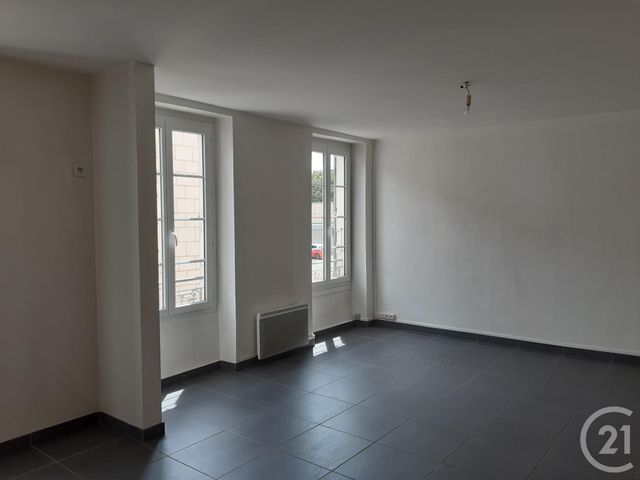 Appartement F4 &agrave; louer - 4 pi&egrave;ces - 90,92 m2 - Castres - 81 - MIDI-PYRENEES