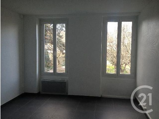 Appartement F4 &agrave; louer - 4 pi&egrave;ces - 90,92 m2 - Castres - 81 - MIDI-PYRENEES