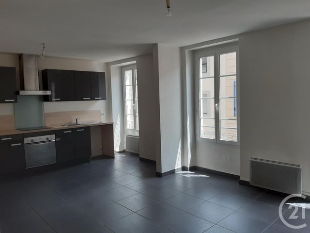 Appartement F4 &agrave; louer - 4 pi&egrave;ces - 90,92 m2 - Castres - 81 - MIDI-PYRENEES