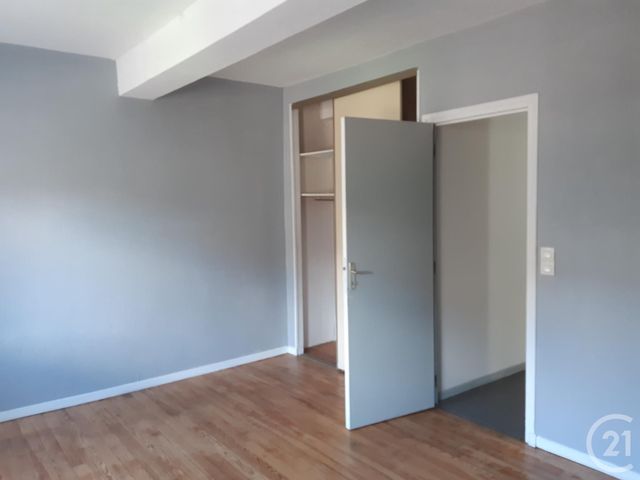 Appartement F3 &agrave; louer - 3 pi&egrave;ces - 74,03 m2 - Castres - 81 - MIDI-PYRENEES