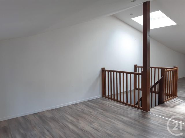 Appartement F3 &agrave; louer - 3 pi&egrave;ces - 74,03 m2 - Castres - 81 - MIDI-PYRENEES