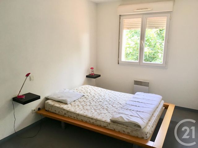 Appartement F2 &agrave; louer - 2 pi&egrave;ces - 42 m2 - Castres - 81 - MIDI-PYRENEES