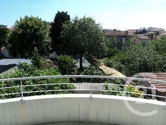 Appartement F2 &agrave; louer - 2 pi&egrave;ces - 42 m2 - Castres - 81 - MIDI-PYRENEES