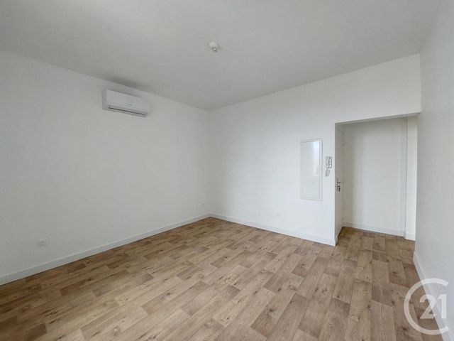 Appartement F2 &agrave; louer - 2 pi&egrave;ces - 40 m2 - Castres - 81 - MIDI-PYRENEES