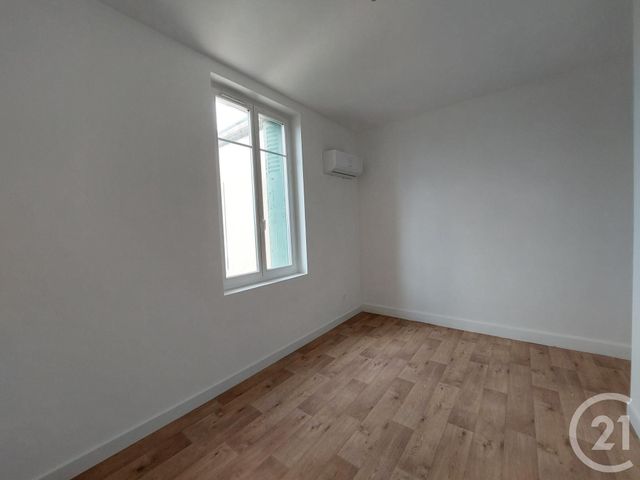 Appartement F2 &agrave; louer - 2 pi&egrave;ces - 40 m2 - Castres - 81 - MIDI-PYRENEES