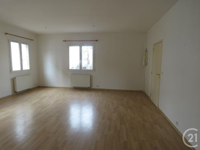 Appartement F3 &agrave; louer - 3 pi&egrave;ces - 76 m2 - Castres - 81 - MIDI-PYRENEES