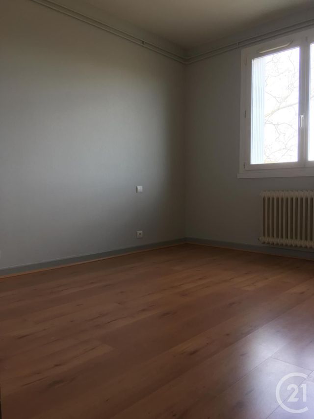 Appartement F4 &agrave; louer - 4 pi&egrave;ces - 89,28 m2 - Castres - 81 - MIDI-PYRENEES