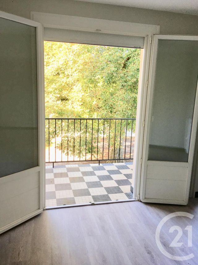 Appartement F4 &agrave; louer - 4 pi&egrave;ces - 89,28 m2 - Castres - 81 - MIDI-PYRENEES